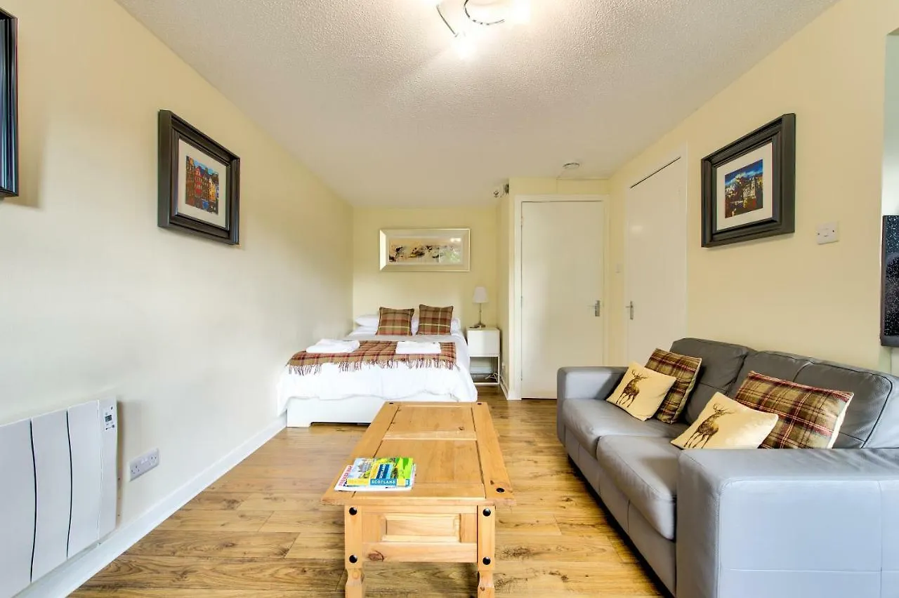 Stunning Studio Apartment Castle View Edimburgo